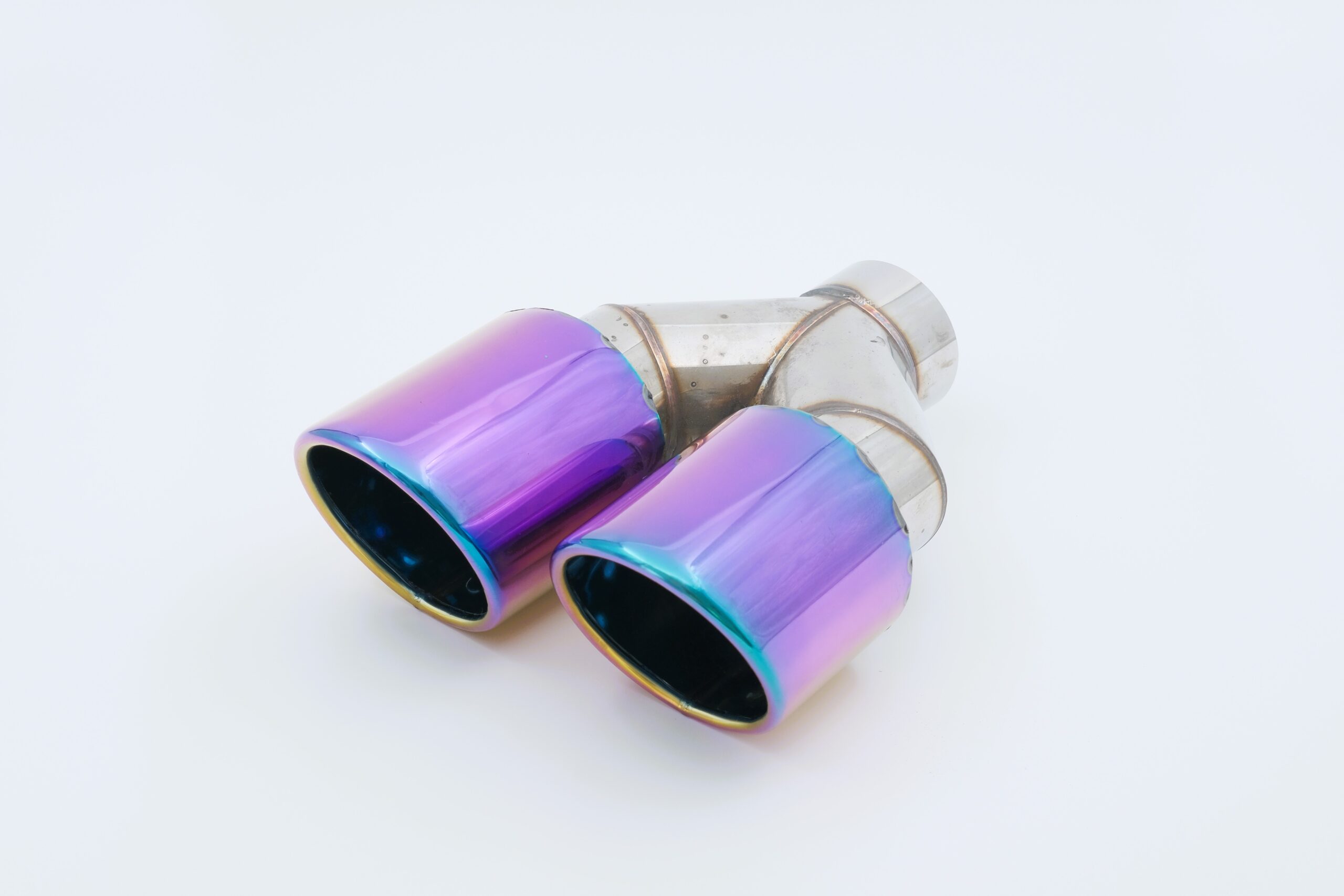 oval-kesim-renkli-egzoz-ucu